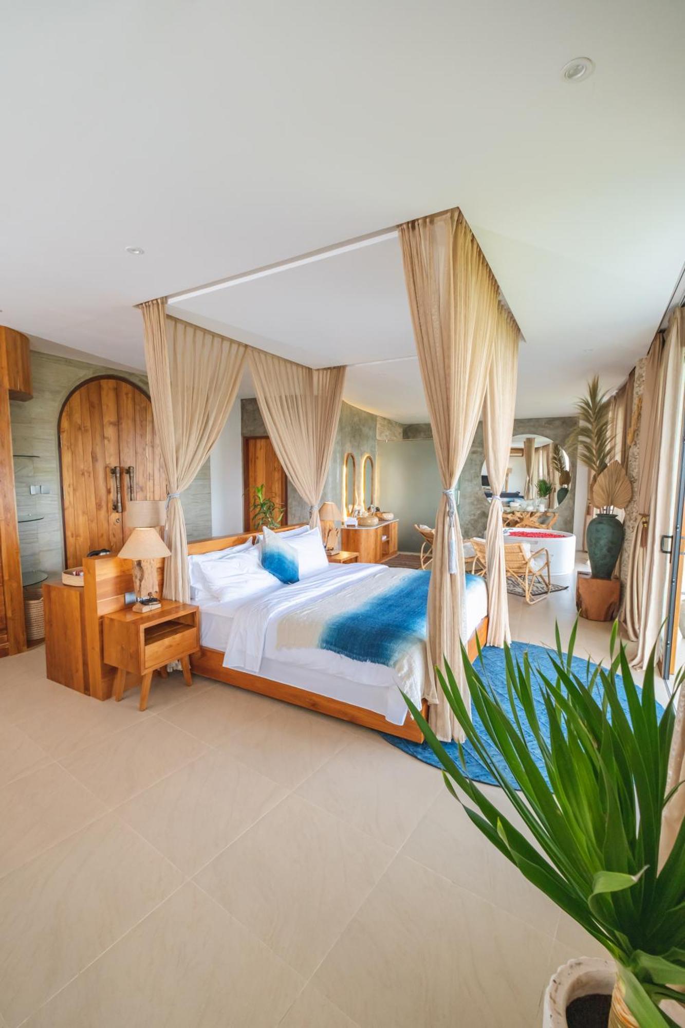 Villa Kaliente Toyapakeh Esterno foto