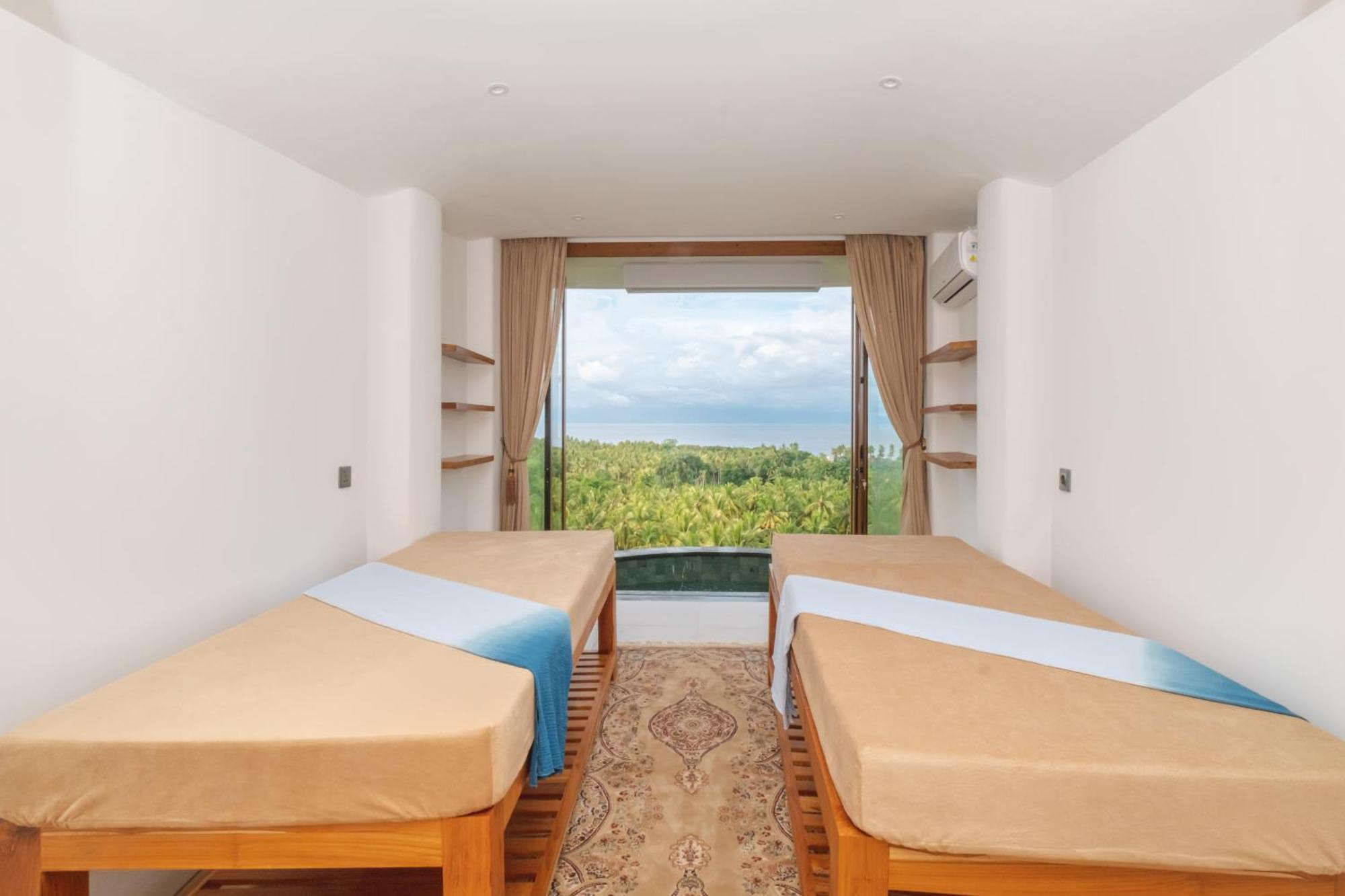 Villa Kaliente Toyapakeh Esterno foto