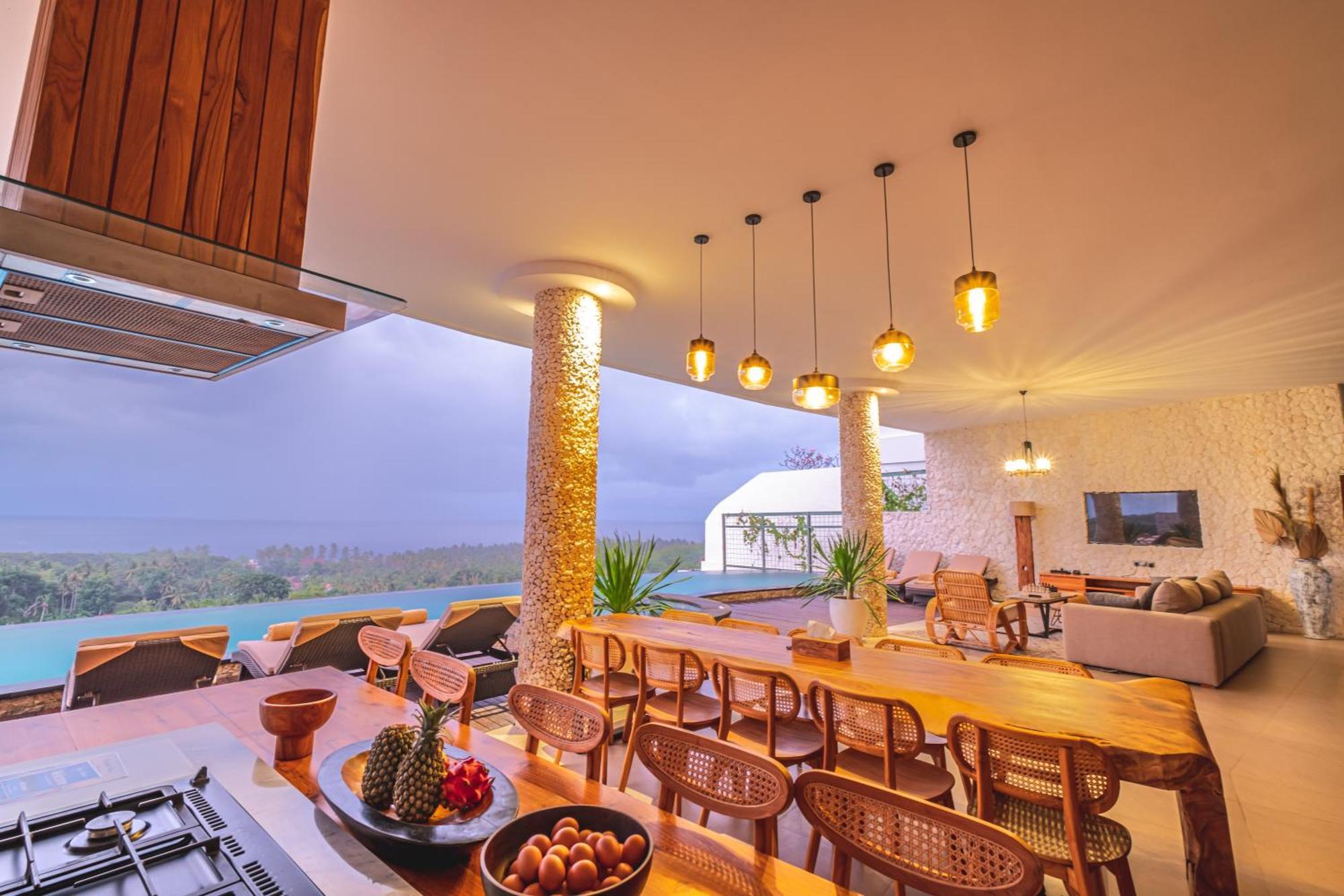 Villa Kaliente Toyapakeh Esterno foto