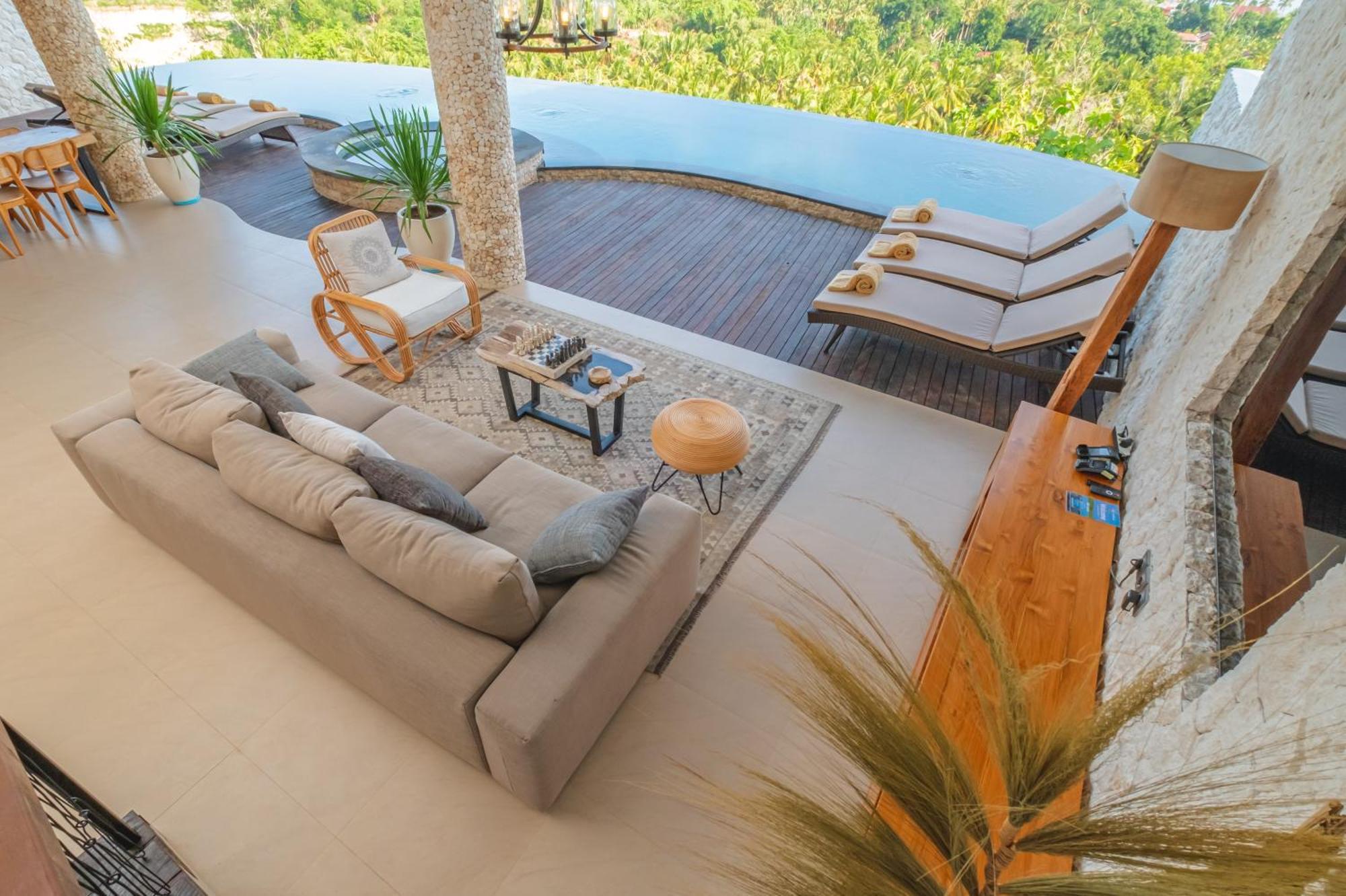 Villa Kaliente Toyapakeh Esterno foto