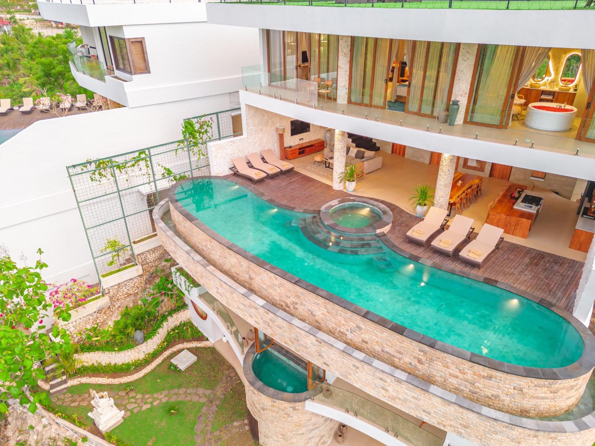 Villa Kaliente Toyapakeh Esterno foto